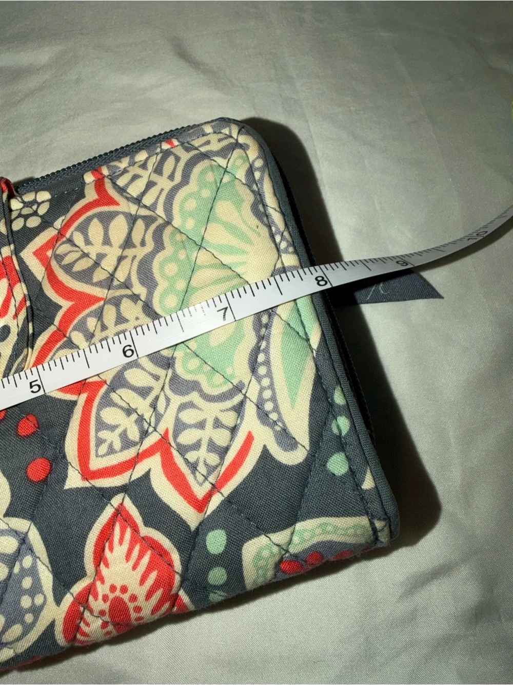 Vera Bradley Turn Lock Quilted Floral Zip Wallet in Nomadic Floral Pattern - Picture 8 of 8